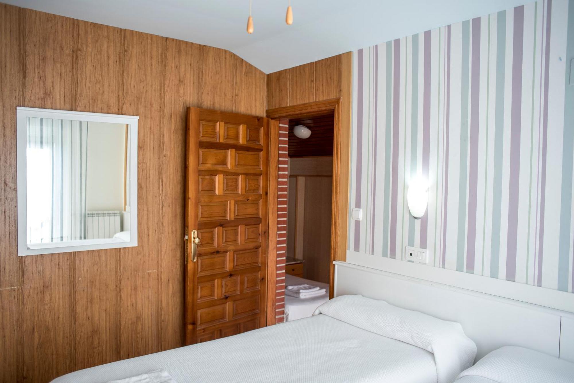 Hotel Ria De سوانثيس المظهر الخارجي الصورة